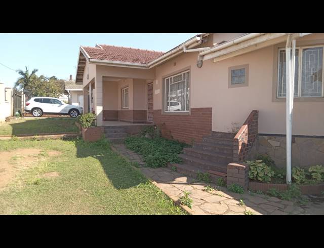 4 BEDROOM HOUSE FOR SALE IN NEWHOLME